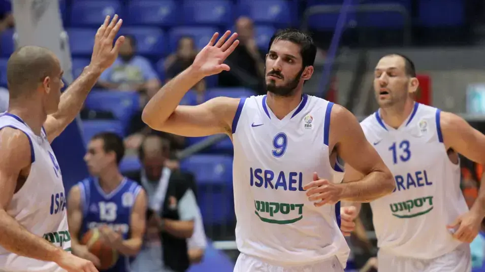 שחקן נבחרת ישראל עומרי כספי