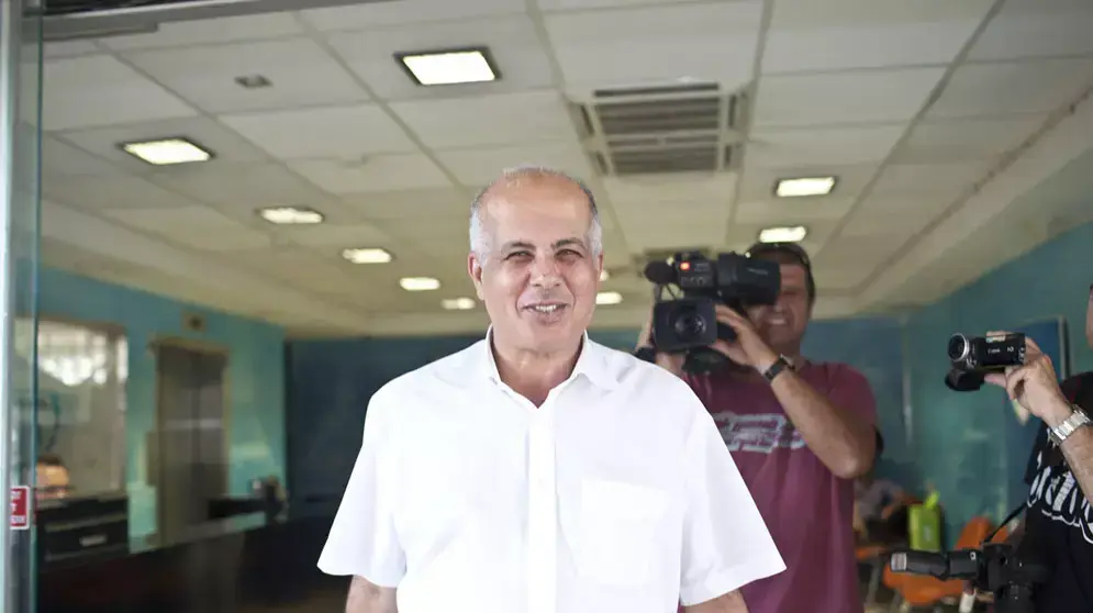 יושב ראש ההתאחדות לכדורגל אבי לוזון