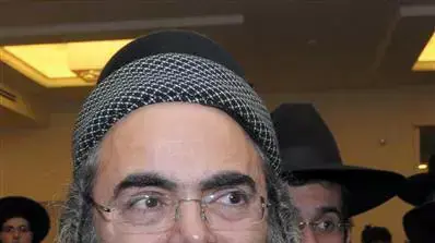 הרב אמנון יצחק בחתונת בנו של שלמה בניזרי, נובמבר 2010