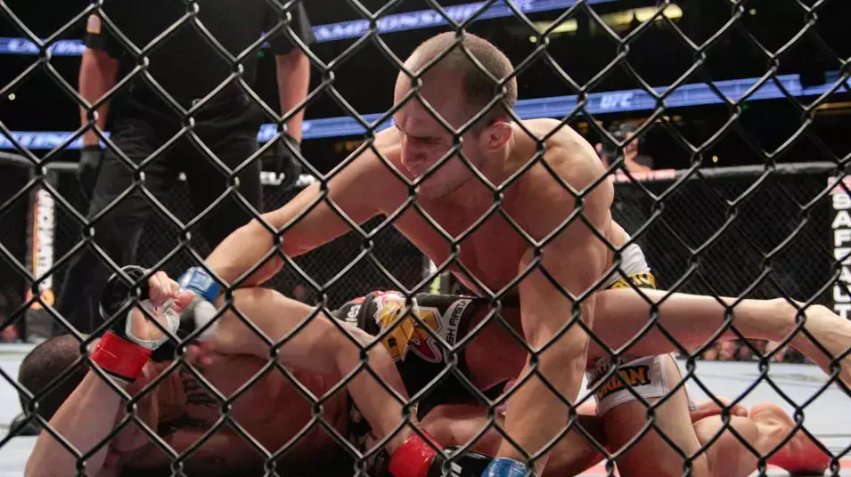 קיין וולסקז לוחם MMA מול ג'וניור דוס סנטוס