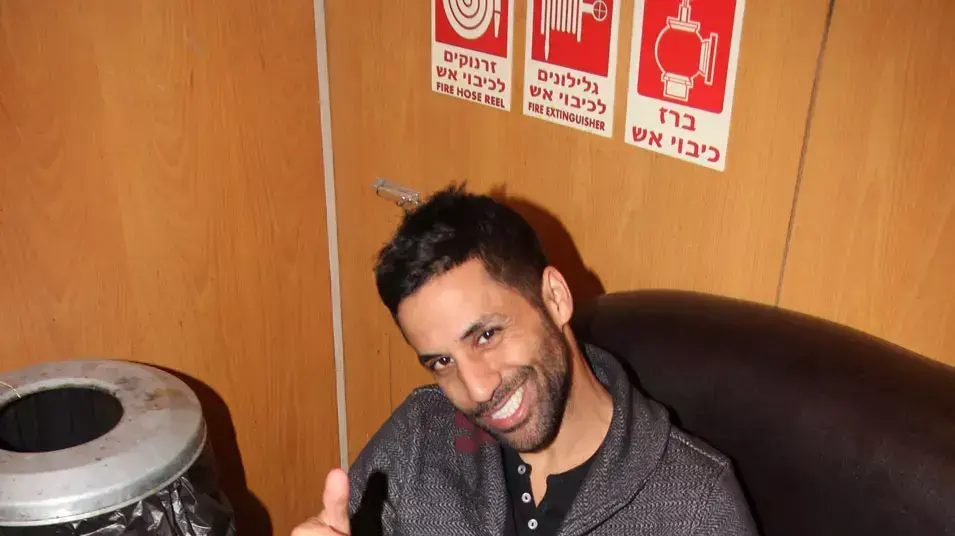 שחר חסון