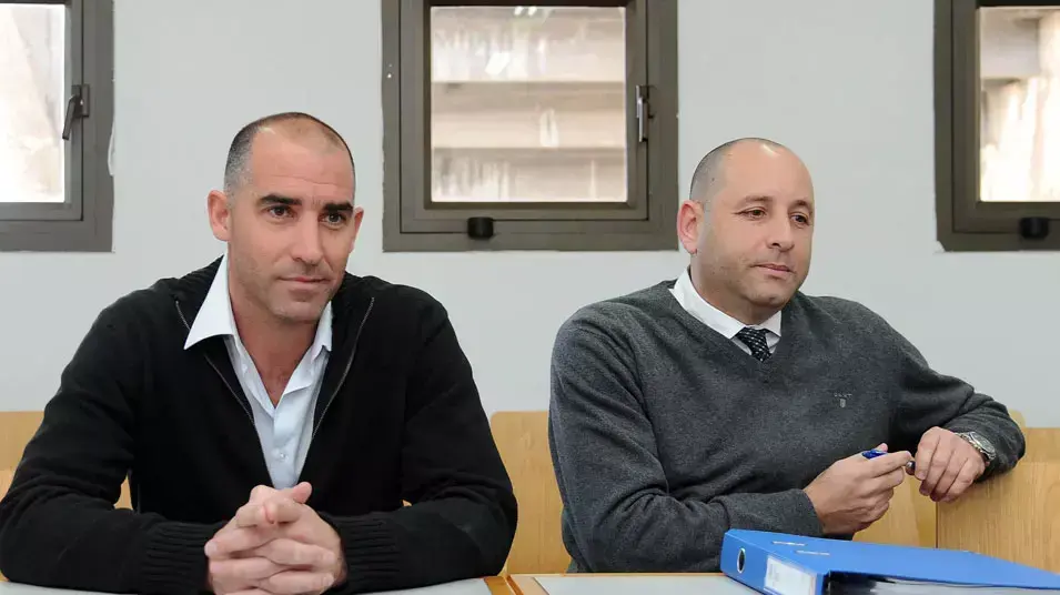 איציק קורנפיין יושב ראש בית"ר ירושלים עם אלעד אייזנברג
