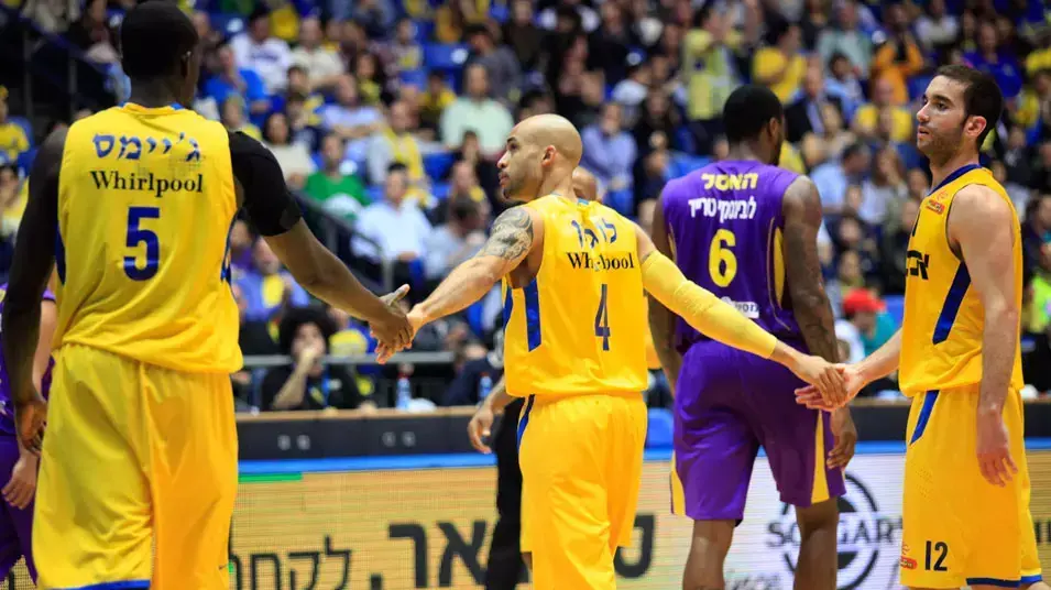 דייויד לוגן, שון ג'יימס, יוגב אוחיון שחקני מכבי תל אביב