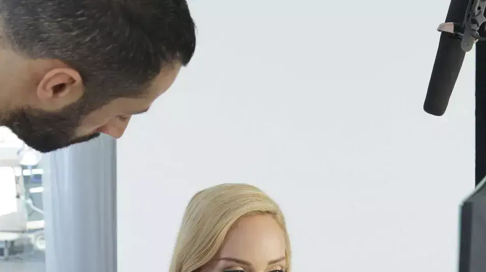 מירי בוהדנה על סט רויאלטי