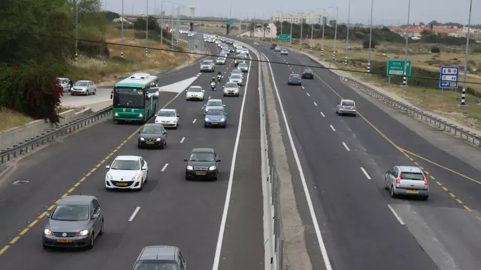 עומסי תנועה בכביש החוף לאחר הפסח