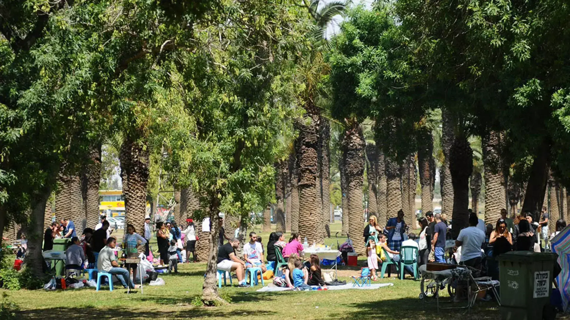מימונה בפארק הירקון, אפריל 2013