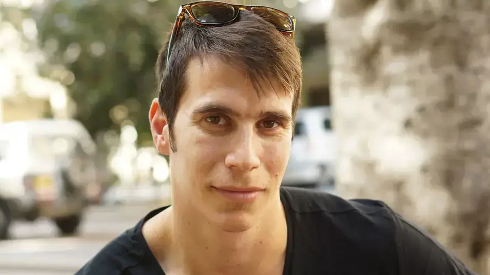 אבישי סמולר שחקן נבחרת ישראל בכדוריד