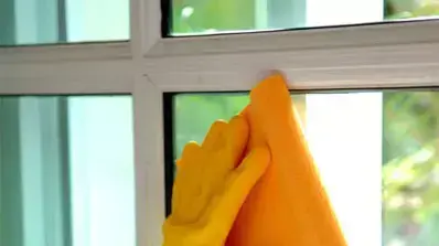 אילוסטרציה - ניקוי חלונות