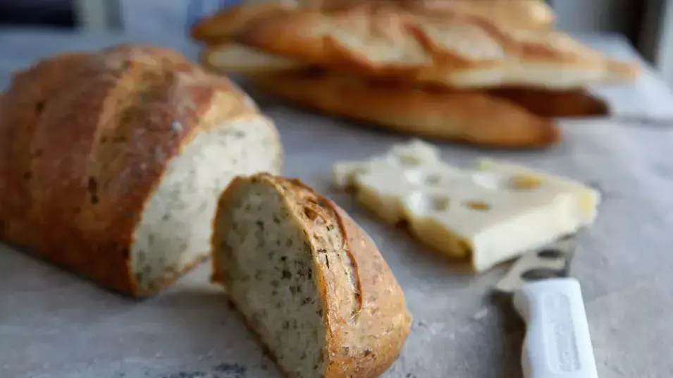 בר לחם