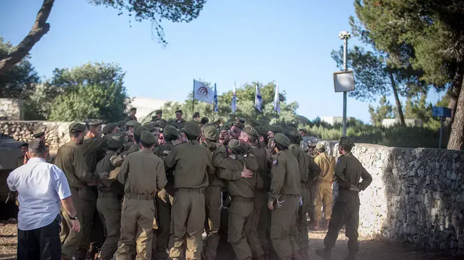 טקס השבעה של הנח"ל החרדי בגבעת התחמושת, מאי 2013