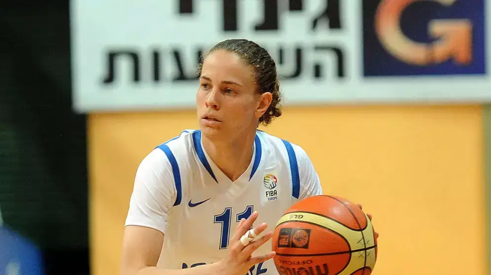 שחקנית נבחרת ישראל נעמה שפיר