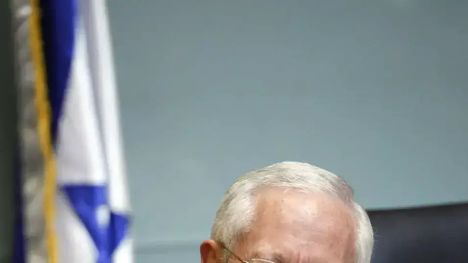 נפרדים מהנגיד סטנלי פישר, יוני 3013