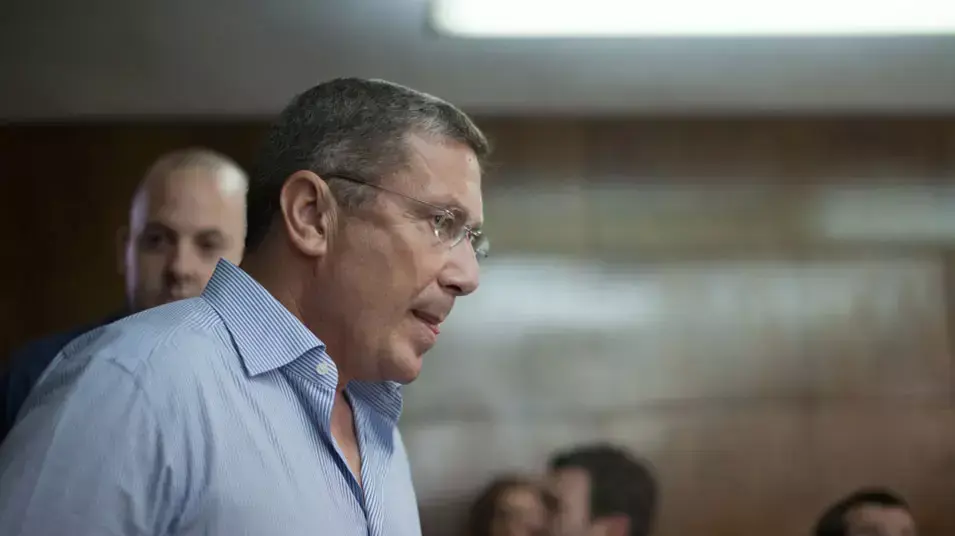 נוחי דנקנר בבית משפט המחוזי ת"א בהחלטה לגביי איי די בי . יוני 2013