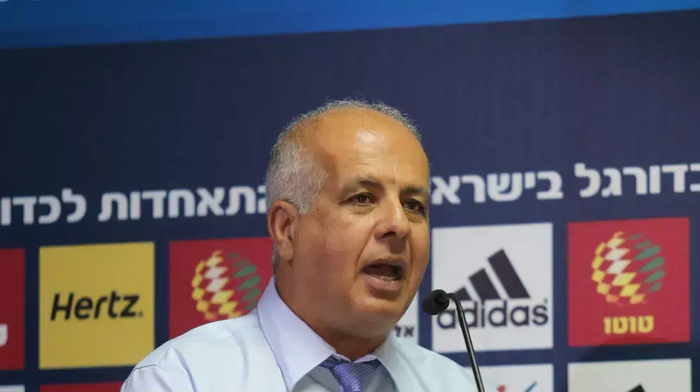 יו"ר ההתאחדות לכדורגל אבי לוזון