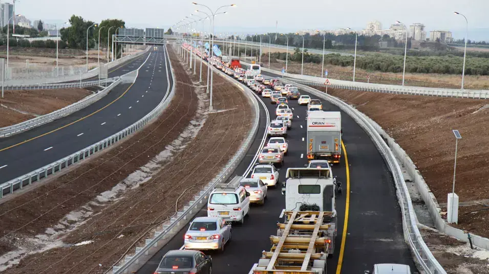 פקקים כביש עוקף קריות