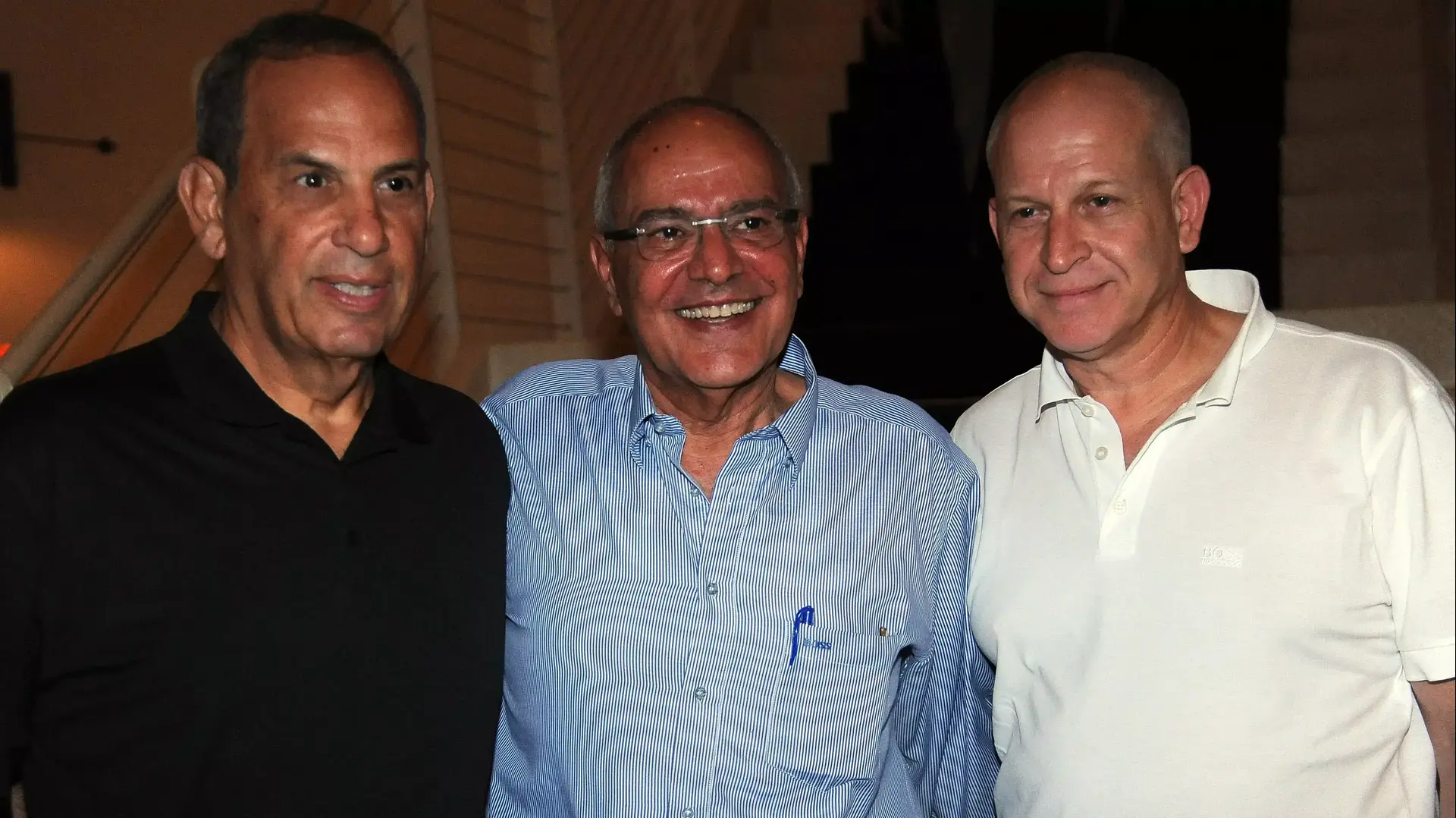 דן חלוץ יושב ראש איגוד הכדורסל עם שמואל פרנקל יו"ר מנהלת הליגה, צחי פישביין יושב ראש הטוטו