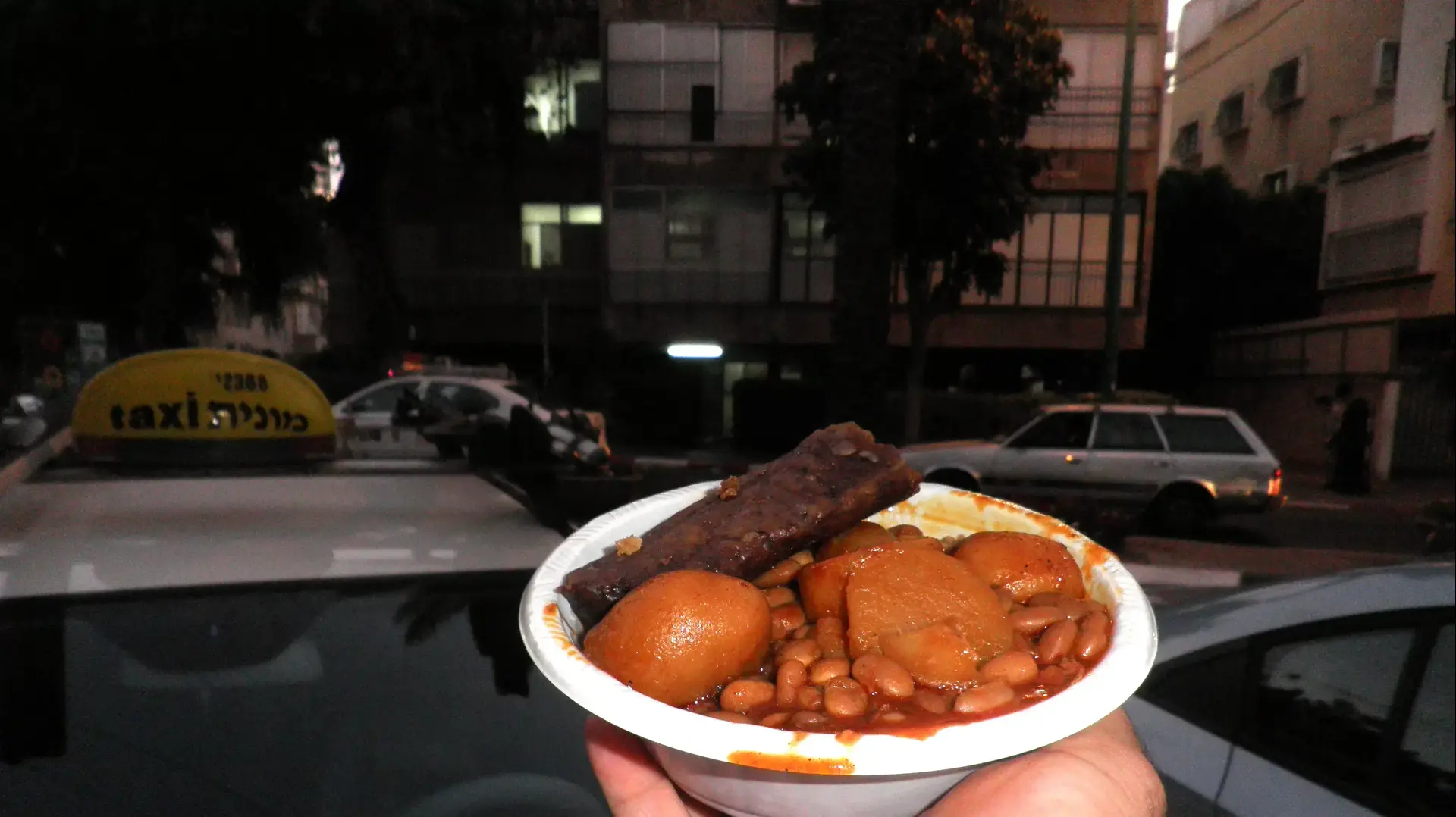 צ'ולנט בני ברק המונה טועם