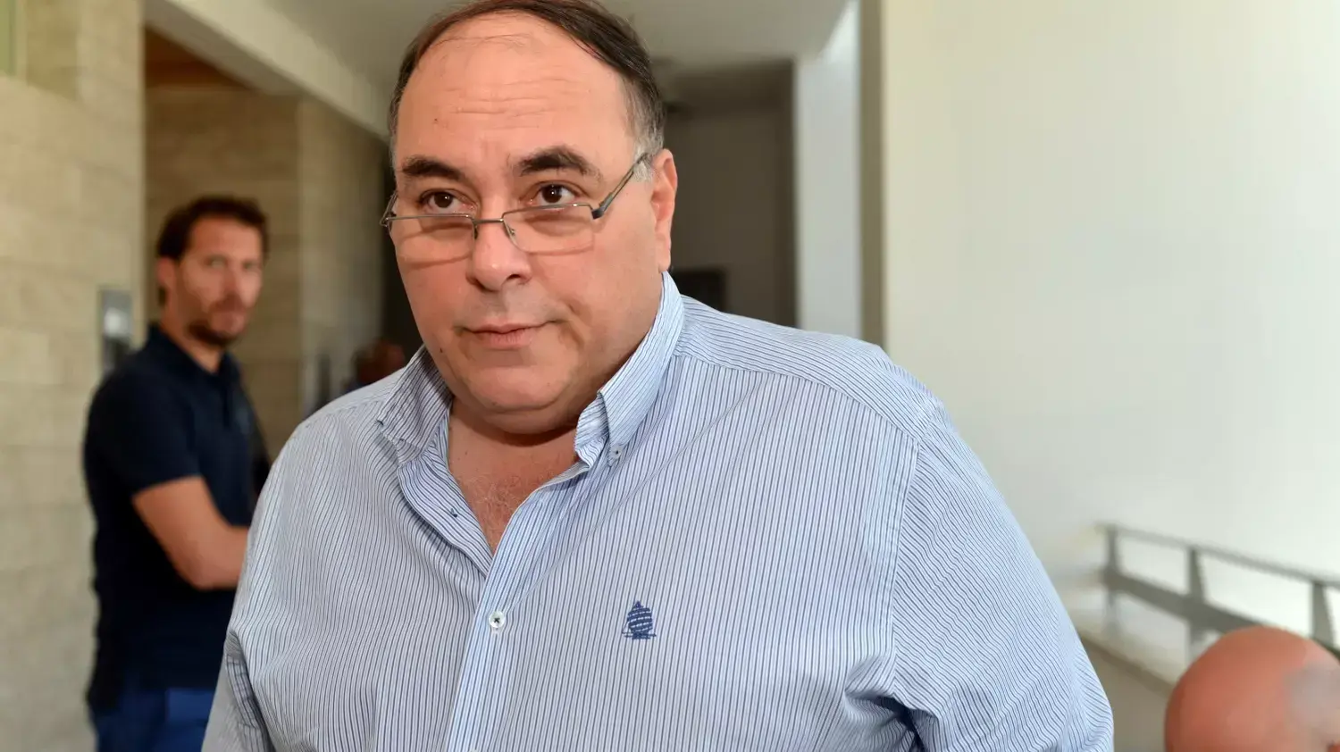 אבי בניהו בדיון בנושא תביעת הדיבה נגד מקאן אריקסון.בית המשפט המחוזי, לוד.