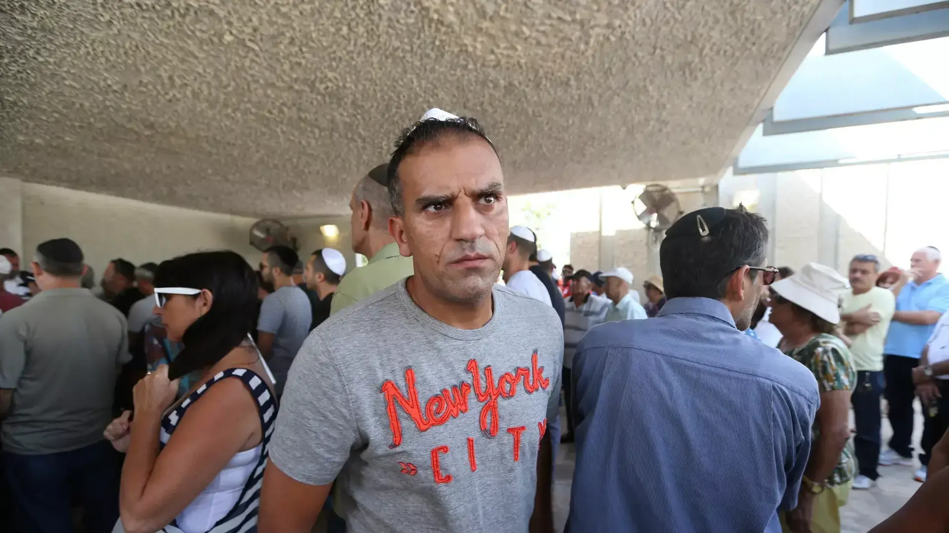 אלון מזרחי בהלוויה של גד סולמי ז"ל