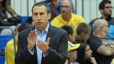 דיוויד בלאט מאמן מכבי תל אביב