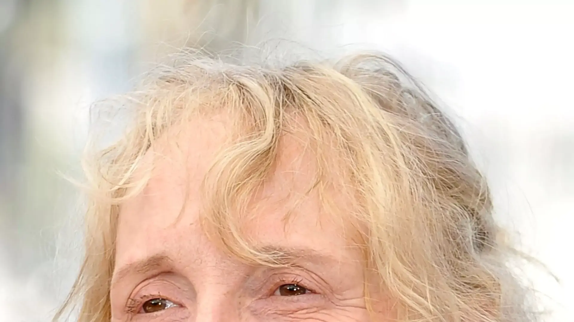 קלייר דני