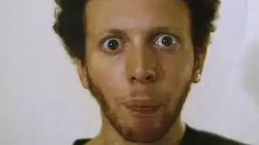 ויתרתי - מאז שעשיתי אסיד אני לא מבחין בין אמא לאבא