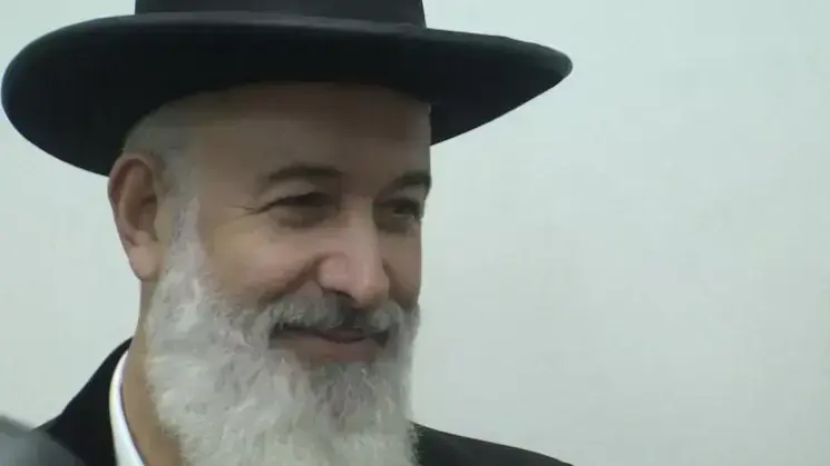 הרב הראשי לשעבר יונה מצגר נעצר בחשד לשוחד
