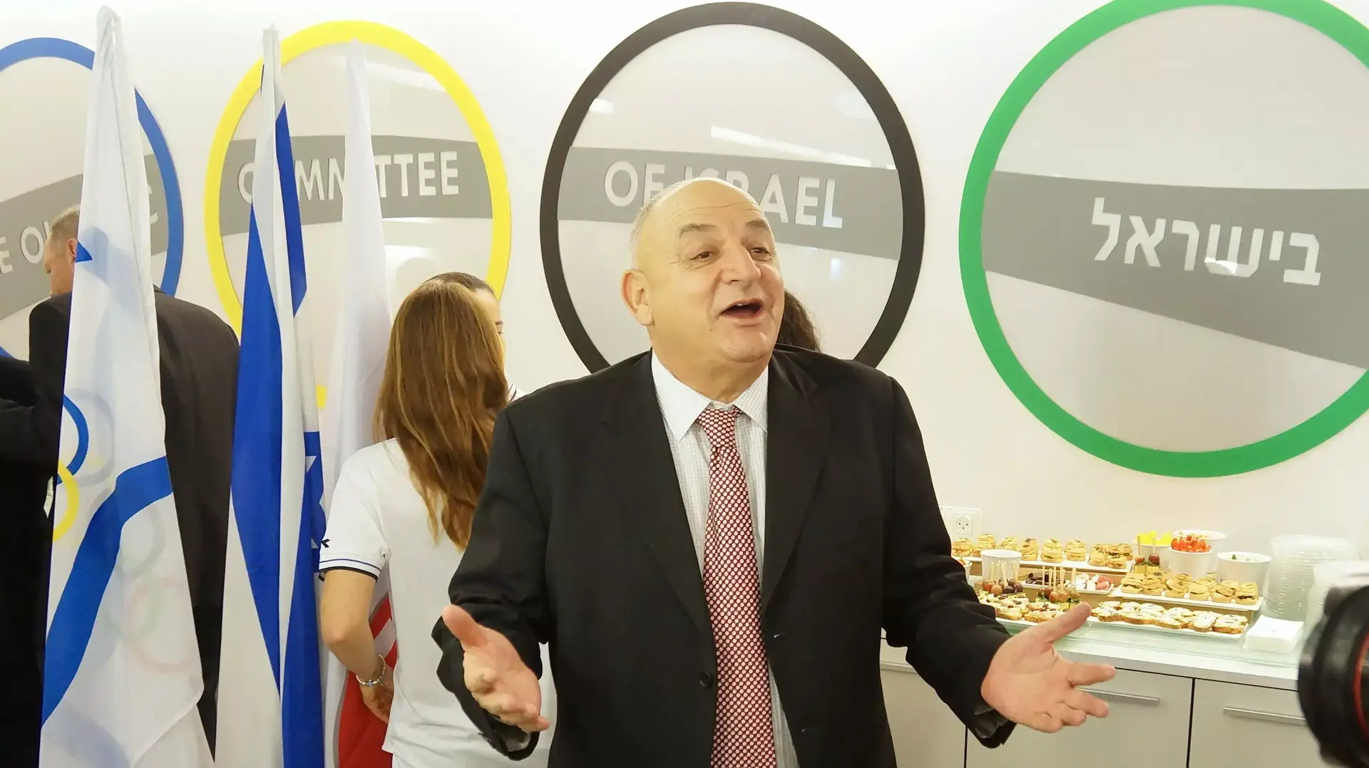 איש העסקים יצחק תשובה איש העסקים יצחק תשובה