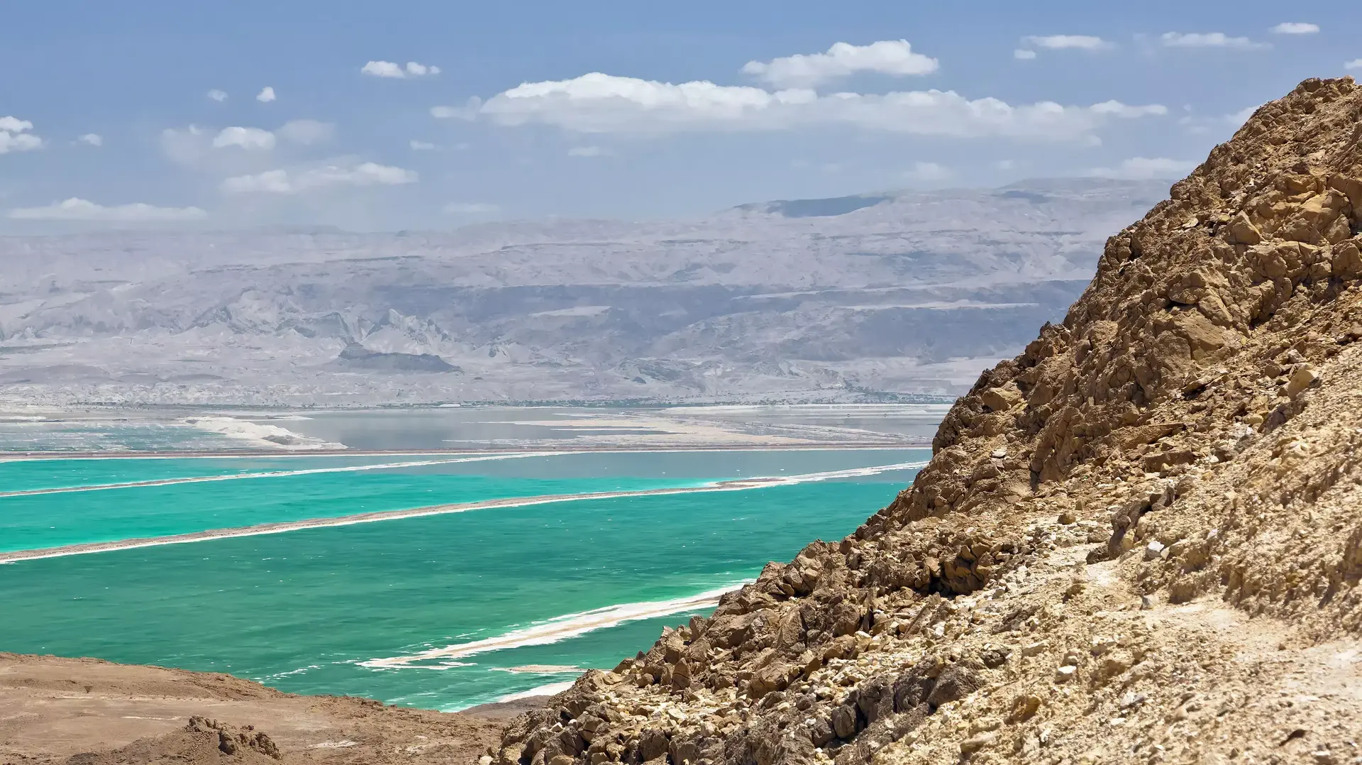 נוף מדברי של אזור עין גדי
