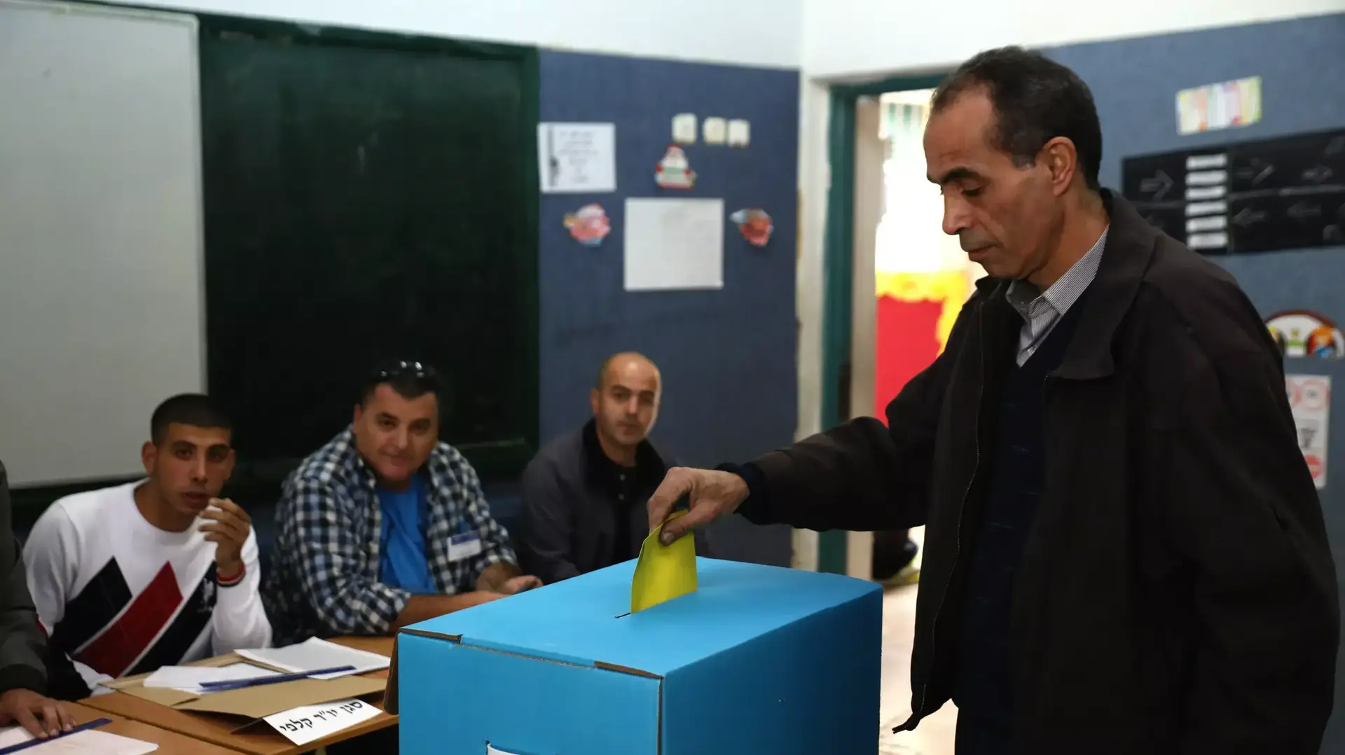 פתיחת הקלפיות בבחירות החוזרות בנצרת, מרץ 2014