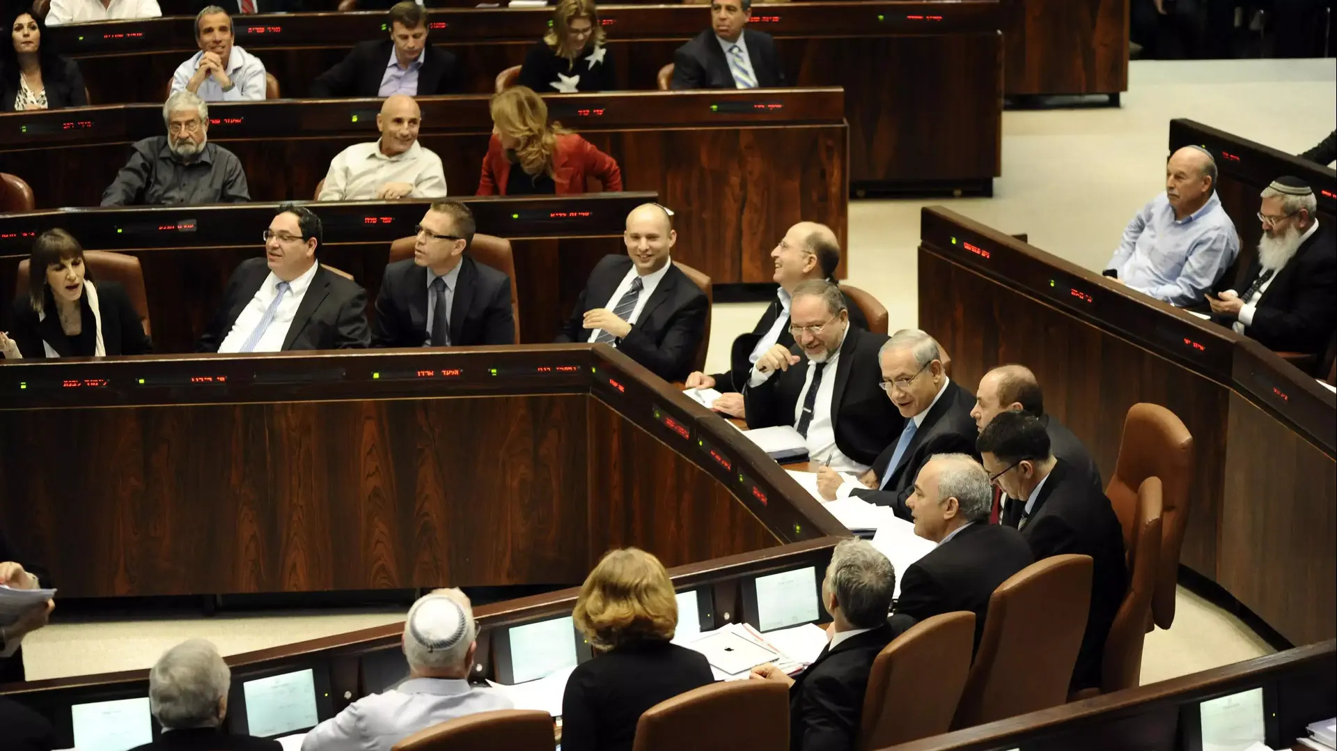 ההצבעה על חוק שירות לאומי אזרחי בכנסת, מרץ 2014