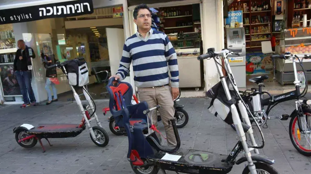 קורקינט חשמלי קורקינט חשמלי