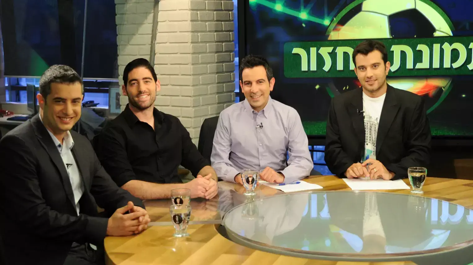 אוהד לויטה באולפן תמונת מחזור אוהד לויטה באולפן תמונת מחזור