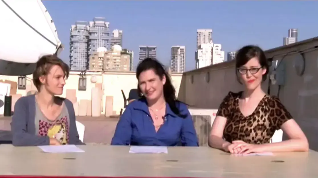 מגורשות פרק 1
