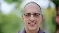 פרופ' מרטין גילנס