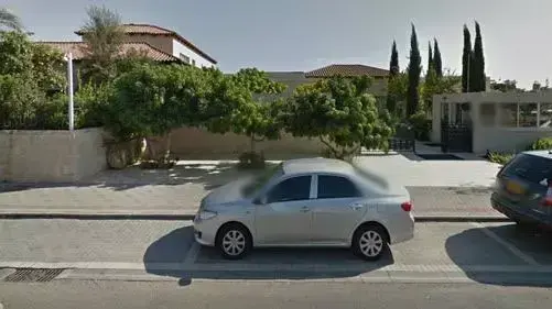 הווילה של מוטי זיסר
