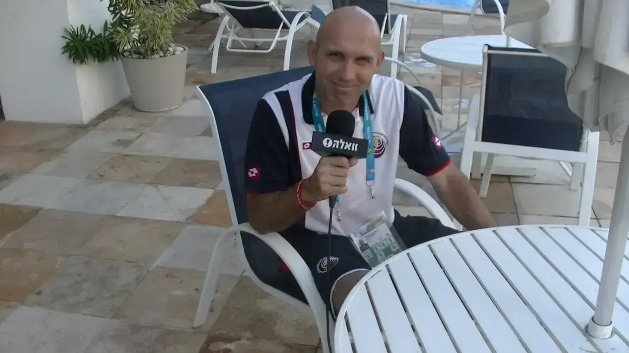 עוזר מאמן נבחרת קוסטה ריקה לואיס מרין