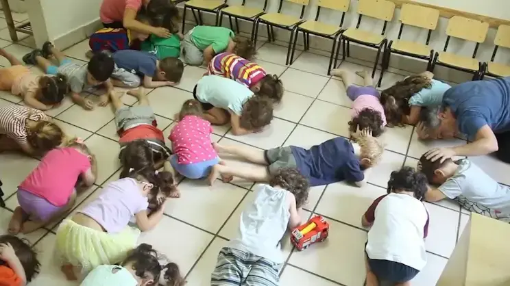 הסברה בגנים: מלחמות זה לא משחק ילדים