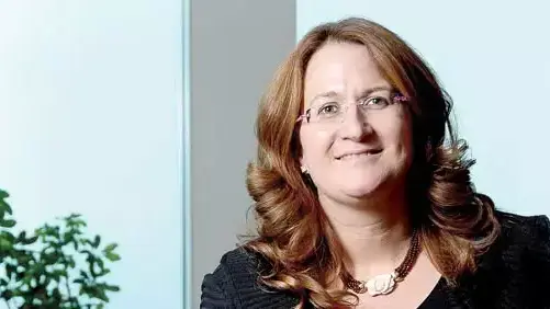 דנה עזריאלי