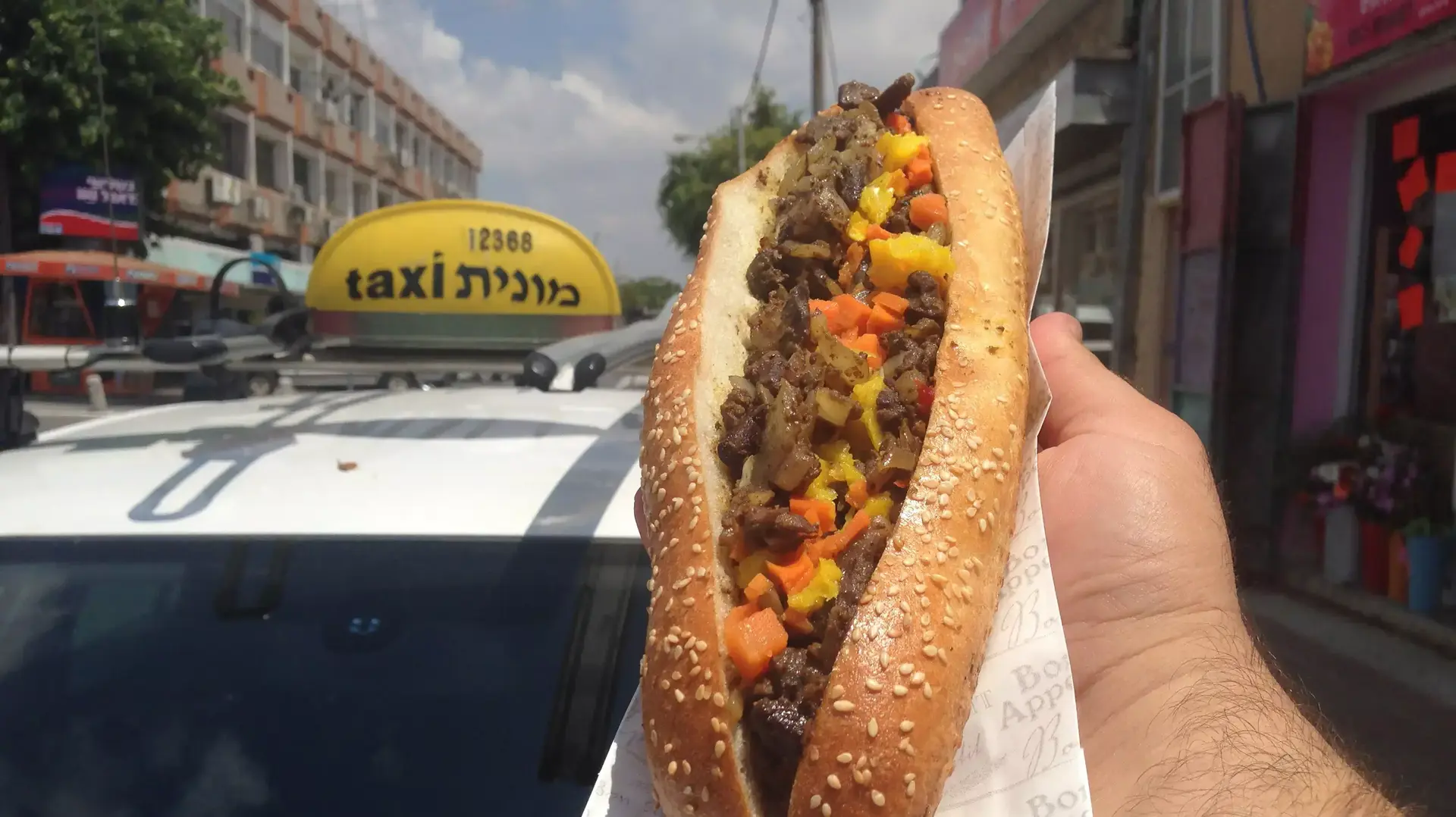 מעורב אצל ממן