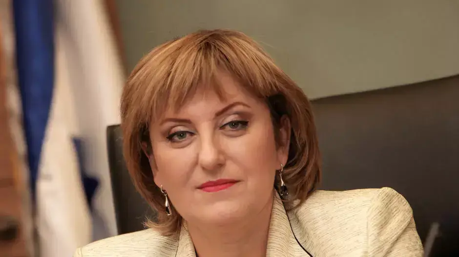 פאינה קירשנבאום