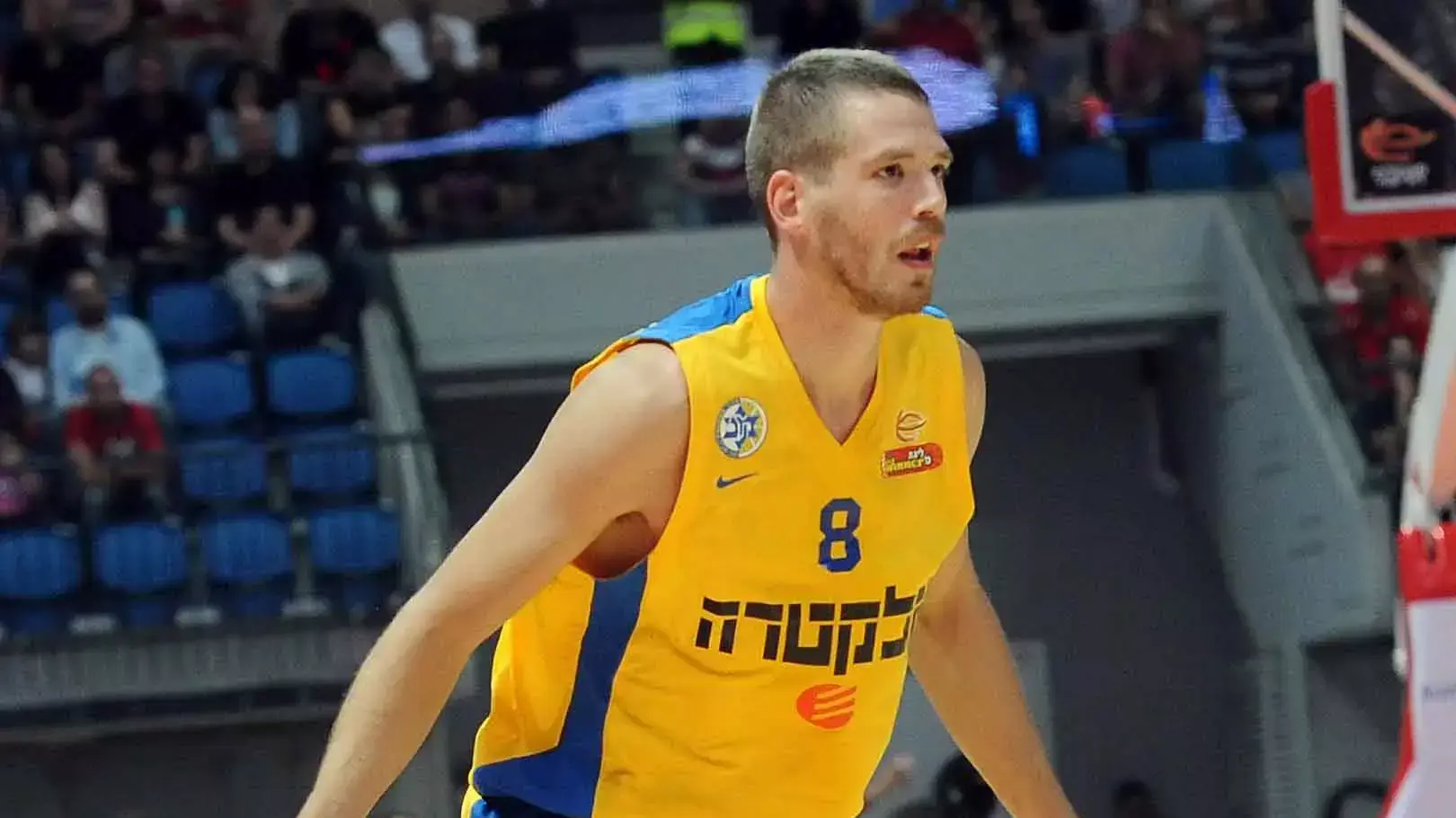 נייט לינהארט שחקן מכבי תל אביב