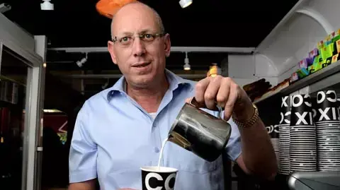 אבי כץ