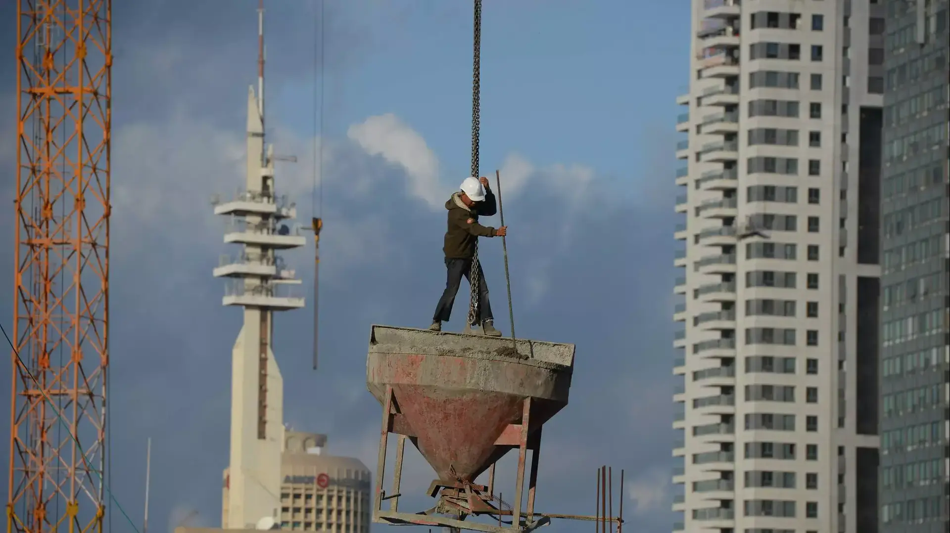 בניה בתל אביב במתחם גינדי