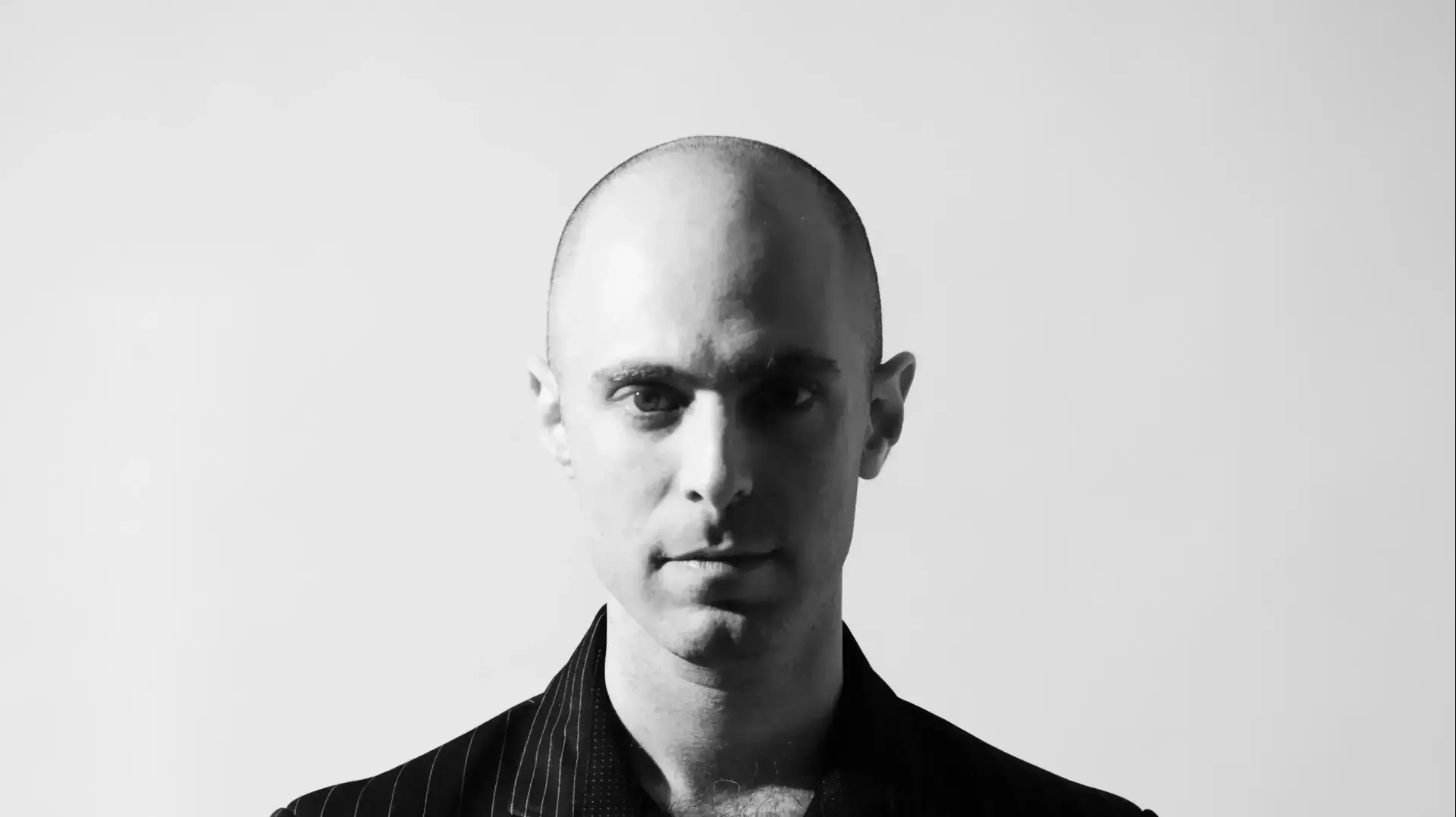יהוא ירון, אמן השכנוע העצמי