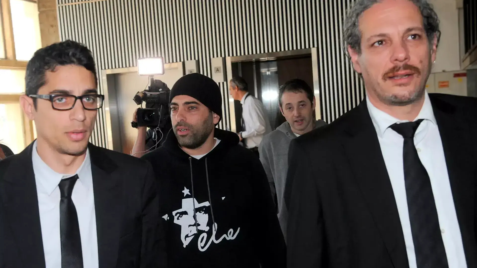 אלרואי "פואד" ידעי עם עורכי דינו