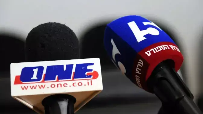 המיקרופונים של ערוץ הספורט ושל אתר ONE