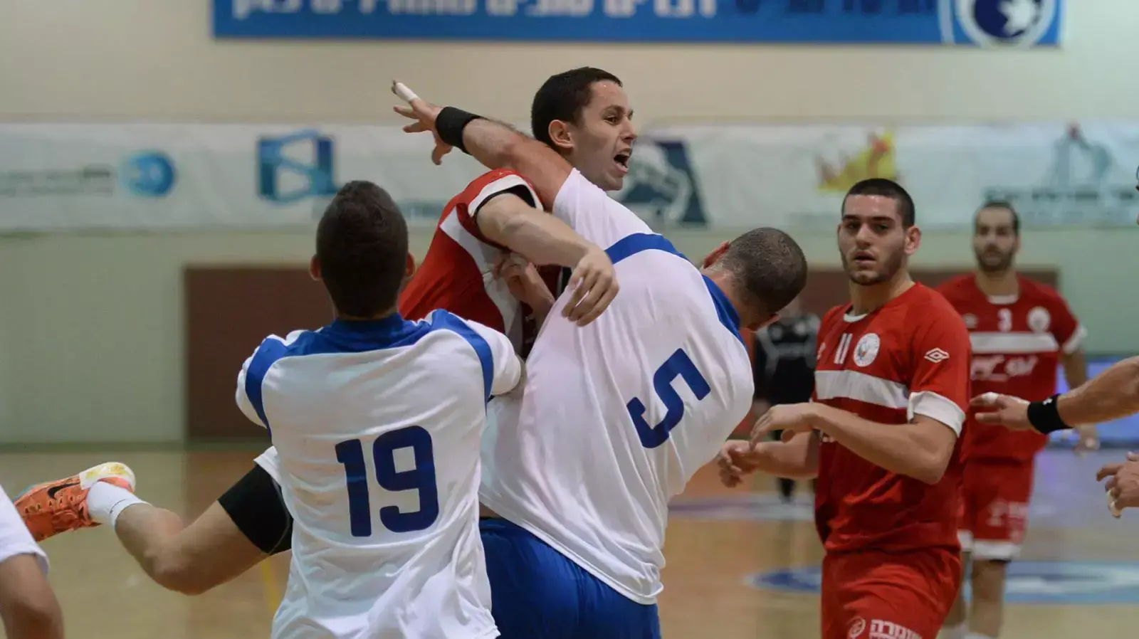 הפועל אשדוד בכדוריד הפועל אשדוד בכדוריד