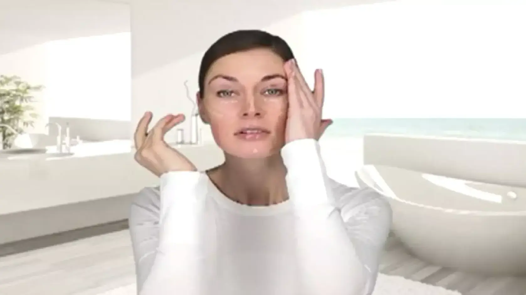 הדגמת שימוש עצמי במייקאפ קליניק Beyond Perfecting