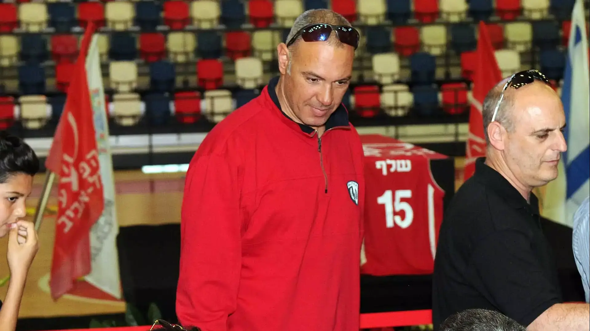 שחקן הפועל תל אביב לשעבר, שמעון אמסלם, בטקס לזכרו של אורי שלף